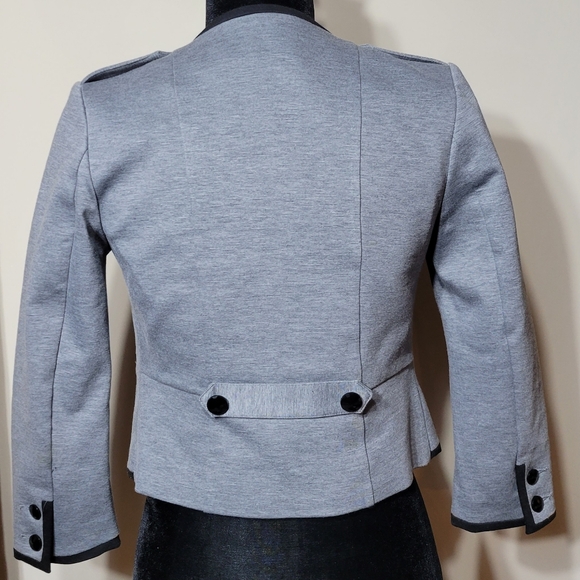 H&M Military-Inspired Style Cropped Blazer - Picture 2 of 3